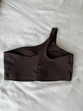 Nike Women's One-Shoulder Sports Bra - Brown